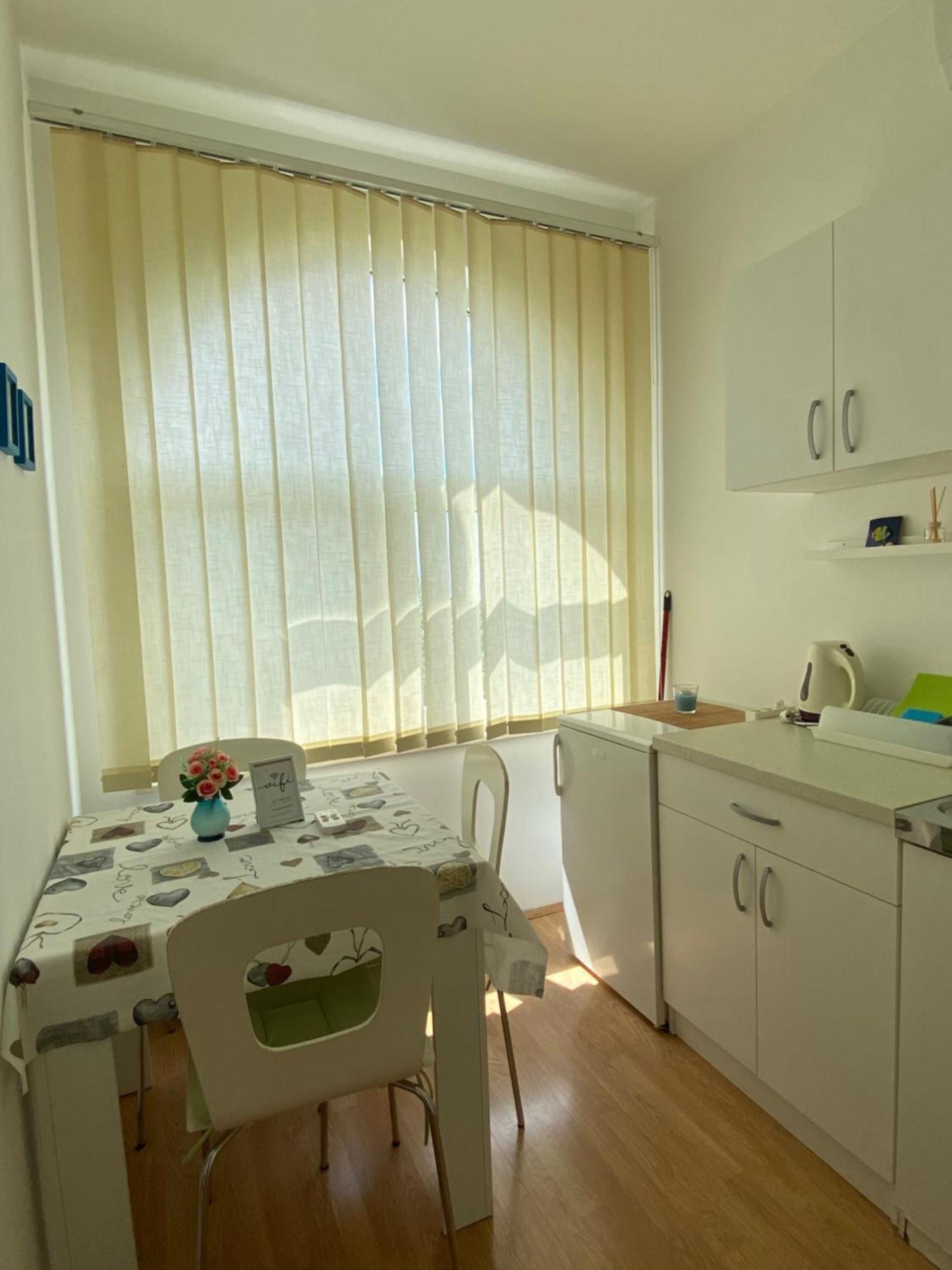 Mirta Apartment Gradac  Bagian luar foto