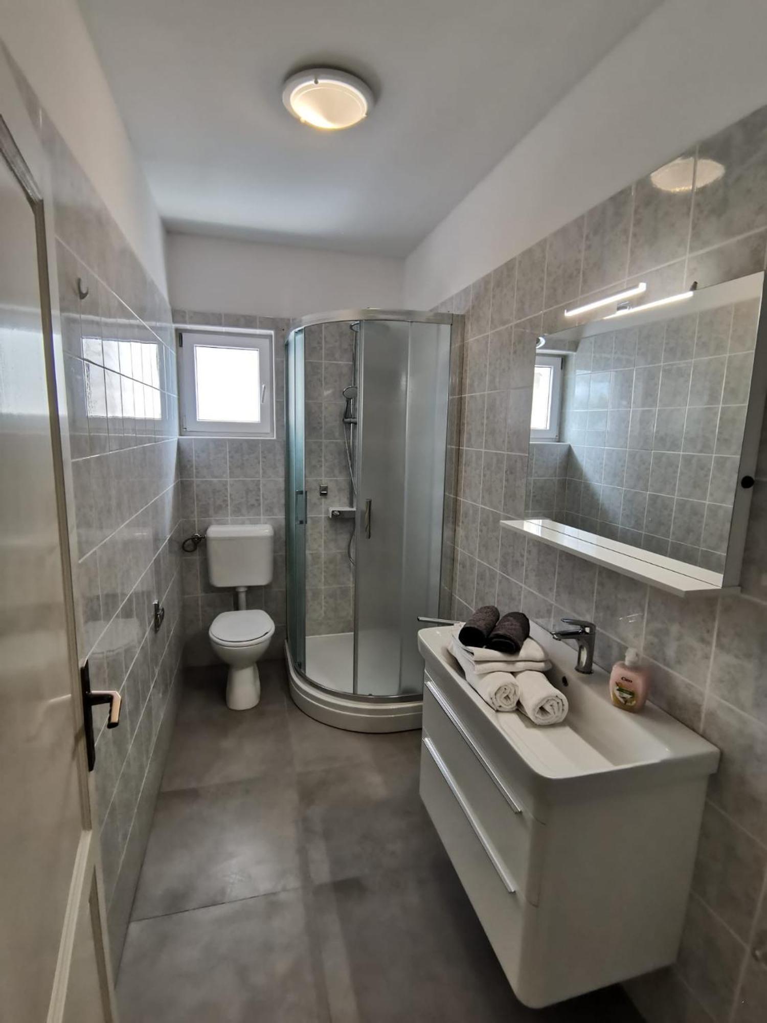 Mirta Apartment Gradac  Bagian luar foto